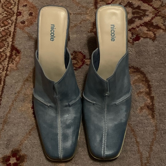 NICOLE healed slip on shoes - Picture 7 of 8